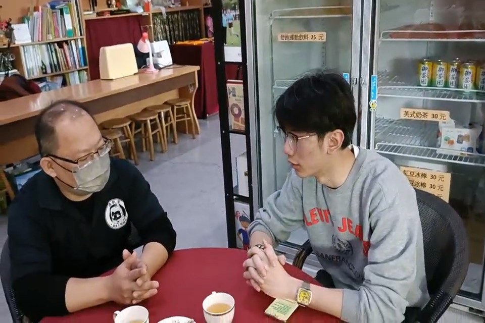 Interview with Puppet Carving Master Xu Jianzhang