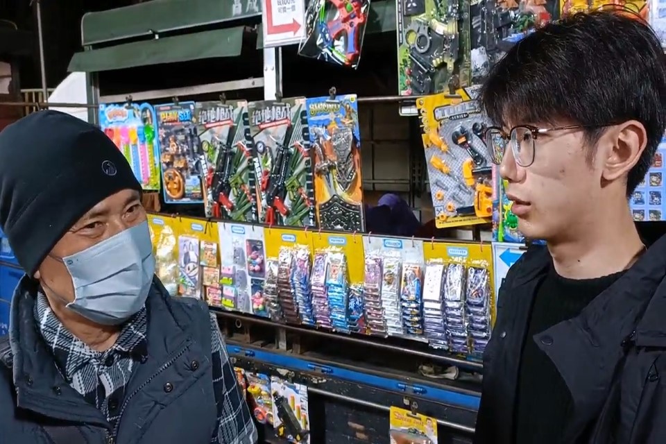 Taiwan Night Market — Interview with a 30-Year Veteran Vendor